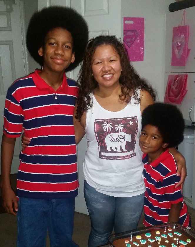 picture of sehana with two boys